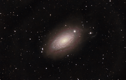 M63-traité-gaia-recomposition-couleur-red
